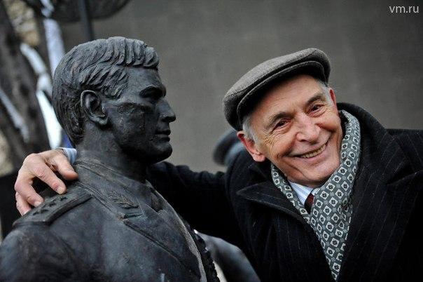 Василий Лановой. () Василий Лановой.