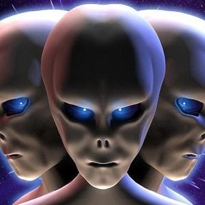 НЛО воюют на Земле () НЛО воюют на Земле