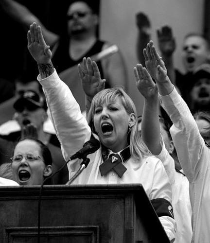 Украина, Киев, ВЛАСТЬ И ОППОЗИЦИЯ ЖДУТ ВЫСАДКИ АМЕРИКАНСКОГО ДЕСАНТА: "ЛАСКАВО ПРОСИМО!"