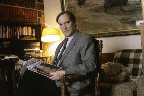 Сергей Петрович Капица родился 14 февраля 1928 года 