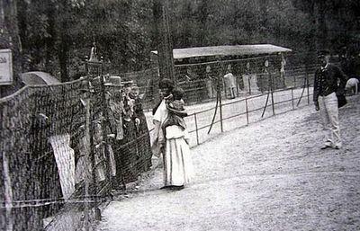 Человеческие зоопарки