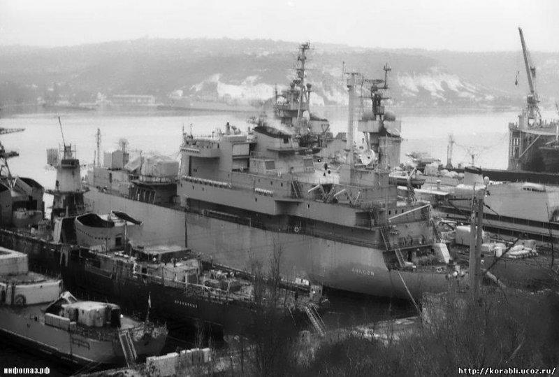 Белые пятна, чёрные дыры. Легенды военно-морского флота