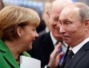 СМИ: Меркель считает, что Путин живет "в другом мире" / Президент РФ утратил связи с реальностью