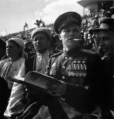 80 лет назад было учреждено звание Герой Советского Союза () 80 лет назад было учреждено звание Герой Советского Союза