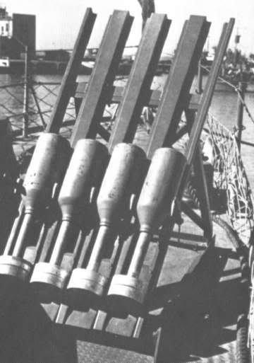 Британская и американская реактивная артиллерия Второй мировой () Британская и американская реактивная артиллерия Второй мировой
