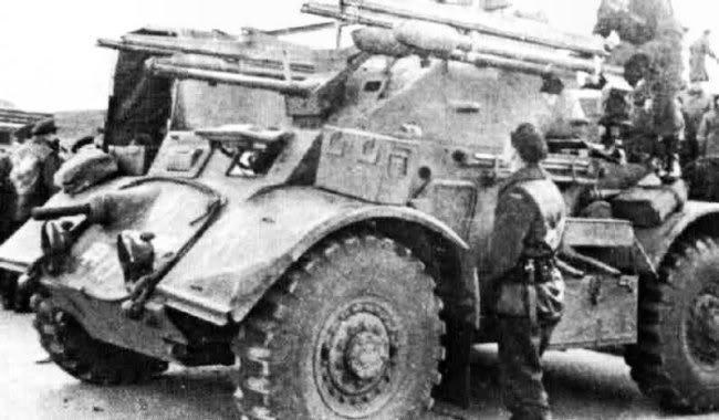 Британская и американская реактивная артиллерия Второй мировой () Британская и американская реактивная артиллерия Второй мировой