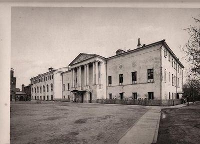 Рукавишниковский приют () Рукавишниковский приют