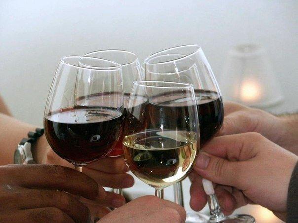 Традиция чокаться