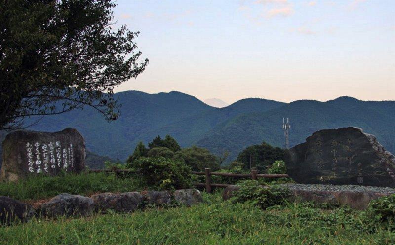 Катана даймё рода Тоётоми XVI века () Катана даймё рода Тоётоми XVI века