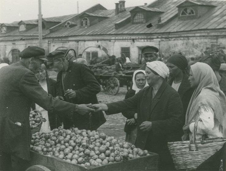Поездка Тойнби по СССР в 1930 году () Поездка Тойнби по СССР в 1930 году