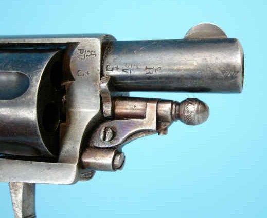 Бельгийский револьвер Велодог «фасон Браунинг» калибра 6,35 мм () Бельгийский револьвер Велодог «фасон Браунинг» калибра 6,35 мм