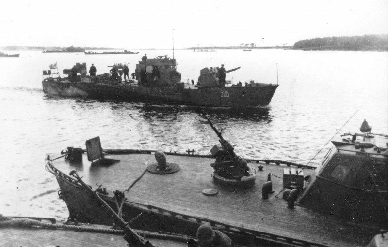 Четвёртый сталинский удар: освобождение Выборга () Четвёртый сталинский удар: освобождение Выборга