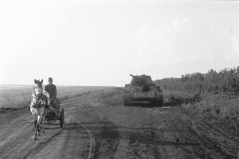 Фотограф Франц Грассер в Белгородской области. 1943