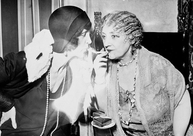 Лесбийский образ России и Европы начала ХХ века () Лесбийский образ России и Европы начала ХХ века