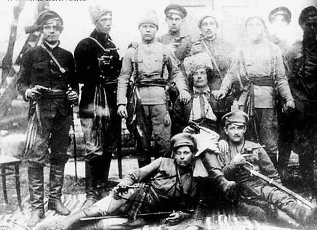 Маруся Никифорова: лихая атаманша приазовских степей () Маруся Никифорова: лихая атаманша приазовских степей