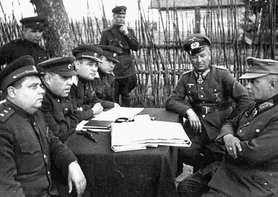 Пятый сталинский удар. Часть 2. Витебско-Оршанская наступательная операция () Пятый сталинский удар. Часть 2. Витебско-Оршанская наступательная операция