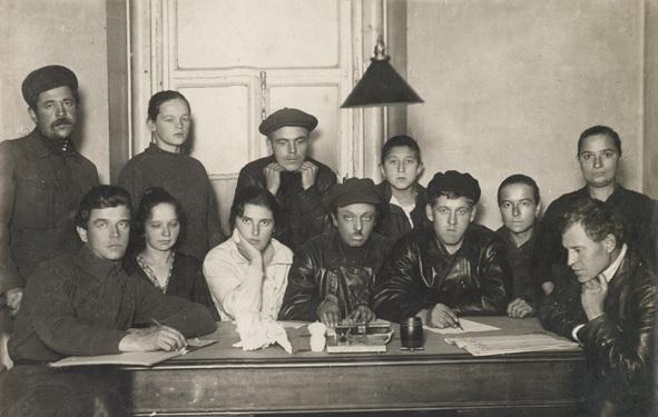 Православные викториане против Советской власти в 1927-1932 годах () Православные викториане против Советской власти в 1927-1932 годах