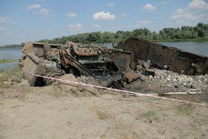 Со дна Дона подняли советский танк КВ-1 () Со дна Дона подняли советский танк КВ-1