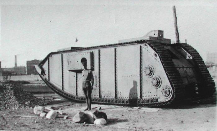 В бою не побывавшие () В бою не побывавшие