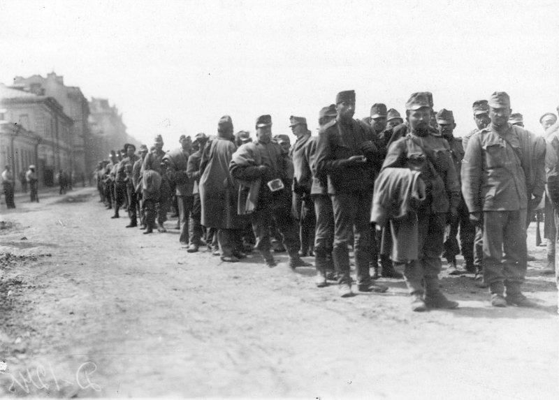 Германские военнопленные в Петрограде. 1915 () Германские военнопленные в Петрограде. 1915