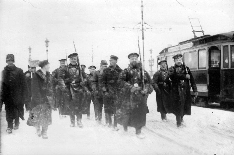 Германские военнопленные в Петрограде. 1915 () Германские военнопленные в Петрограде. 1915
