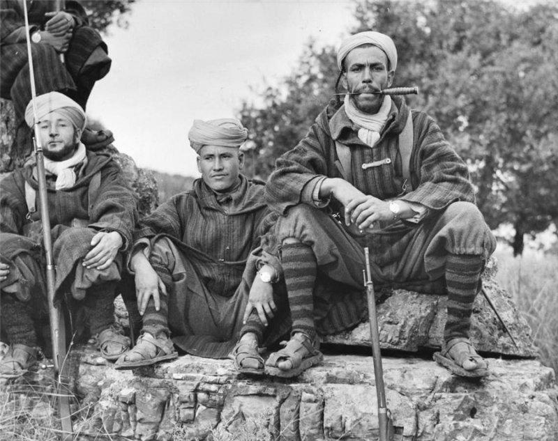 Гумьеры: берберы Марокко на французской военной службе () Гумьеры: берберы Марокко на французской военной службе