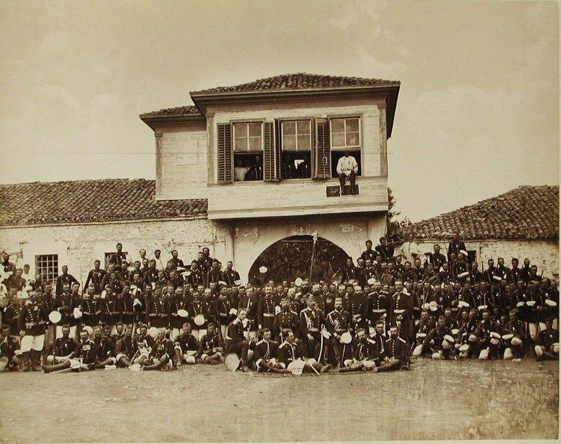Гвардия под Константинополем. 1878 () Гвардия под Константинополем. 1878