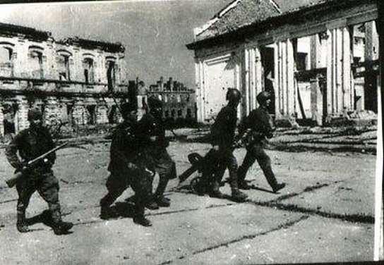 Пятый сталинский удар. Часть 5. Освобождение Полоцка () Пятый сталинский удар. Часть 5. Освобождение Полоцка