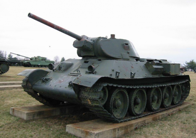 «Свои среди чужих». Часть 1-я () «Свои среди чужих». Часть 1-я