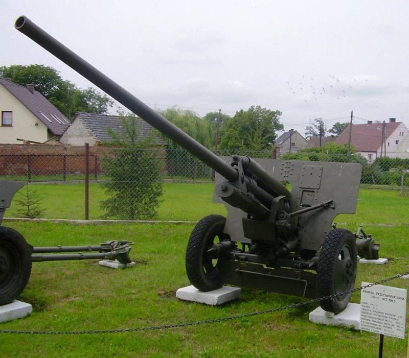 «Свои среди чужих». Часть 1-я () «Свои среди чужих». Часть 1-я