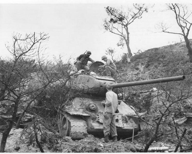 «Свои среди чужих». Часть 1-я () «Свои среди чужих». Часть 1-я