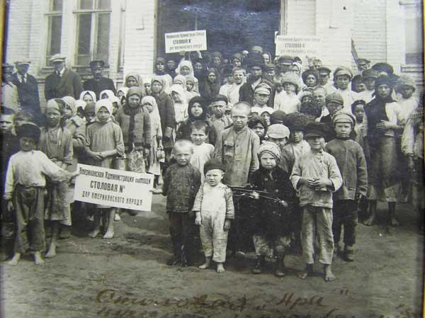 Зачем англичане спасали Россию от голода в 1921-22 годах