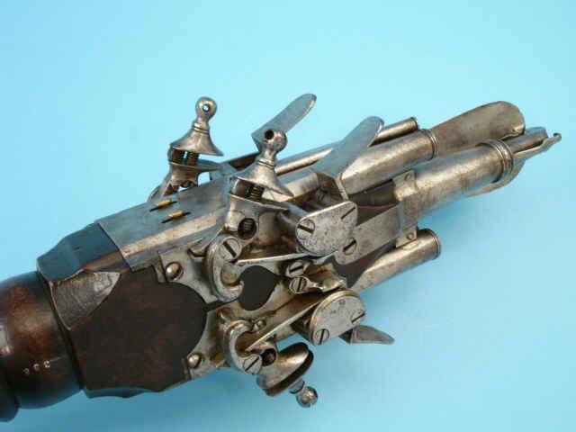 Четырехствольный кремневый пистолет — копье начала 18 века