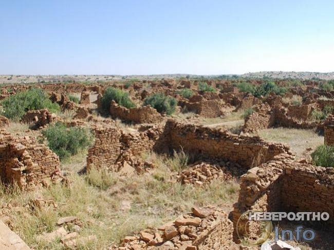 Город - призрак в Индии () Город - призрак в Индии