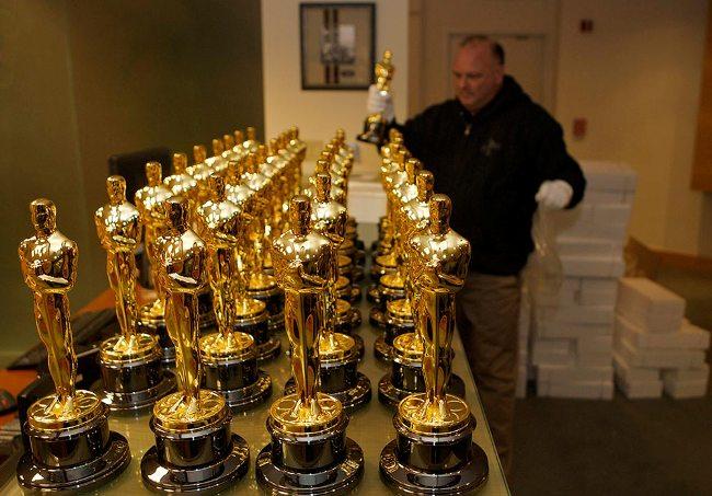 История создания премии Оскар () История создания премии Оскар