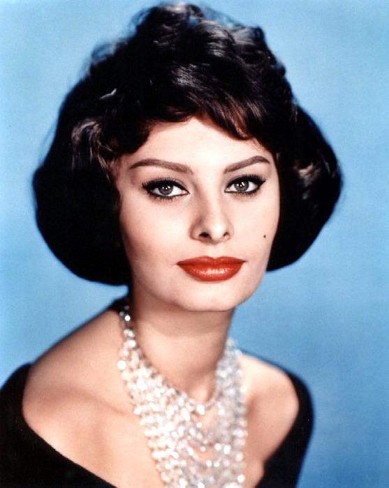 Яркие цитаты и образы Софи Лорен () Яркие цитаты и образы Софи Лорен