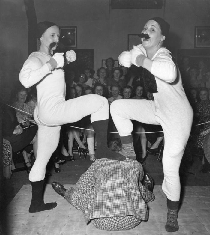 Мужской праздник () Мужской праздник