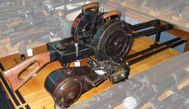 Воздушная картечница Гебауэра () Воздушная картечница Гебауэра