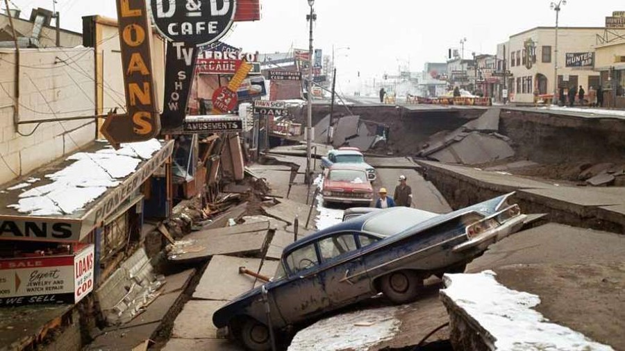 1964 год в цвете: Чем жил мир 50 лет назад () 1964 год в цвете: Чем жил мир 50 лет назад