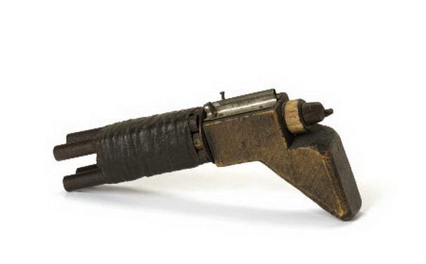 Десятка самого невероятного оружия, сделанного заключёнными () Десятка самого невероятного оружия, сделанного заключёнными