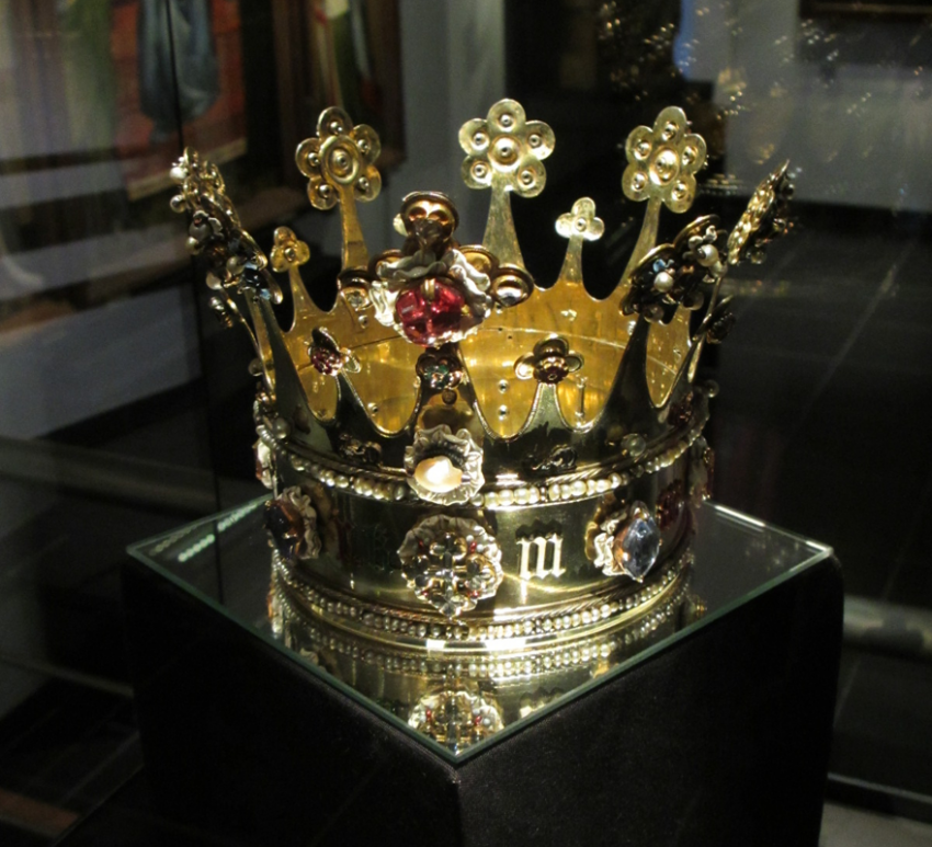 Фотоподборка самых Шикарных королевских корон () Фотоподборка самых Шикарных королевских корон