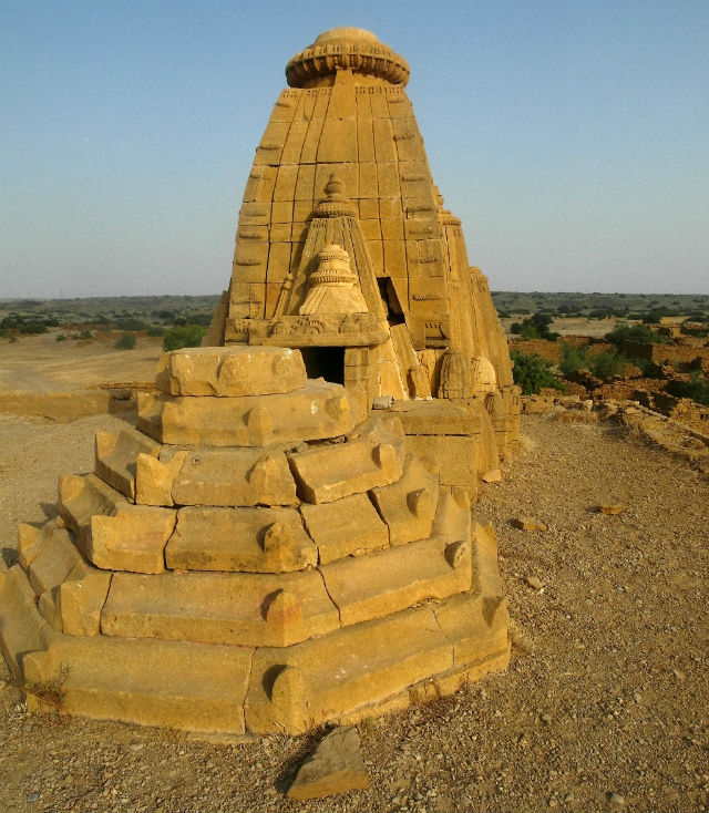 Kuldhara — проклятая деревня смерти + Фото () Kuldhara — проклятая деревня смерти + Фото