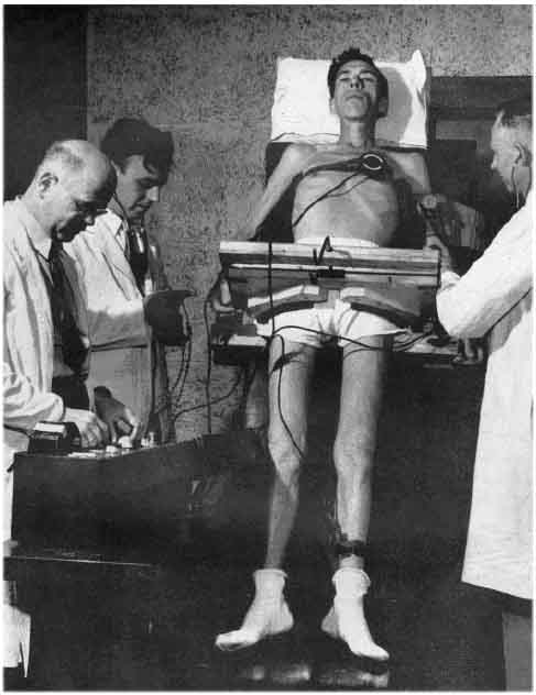 Опыты над людьми в немецких концлагерях Опыты над людьми в немецких концлагерях