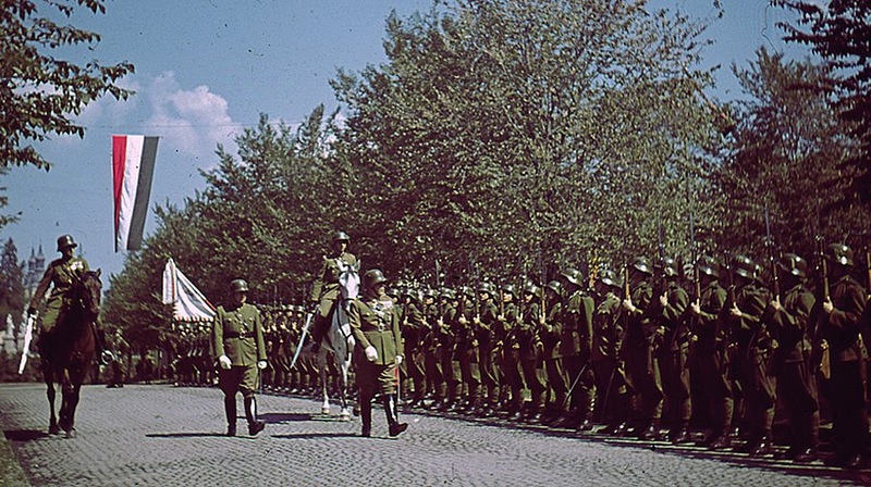 Парад венгерской армии 20 июня 1942
