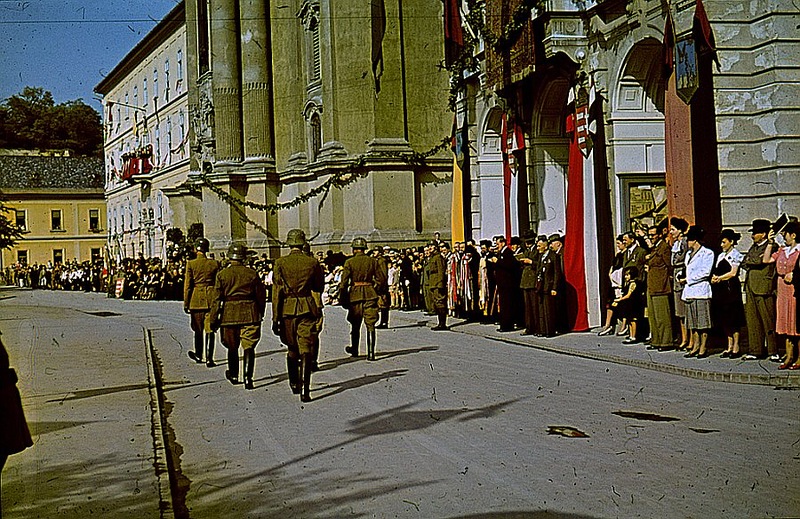 Парад венгерской армии 20 июня 1942