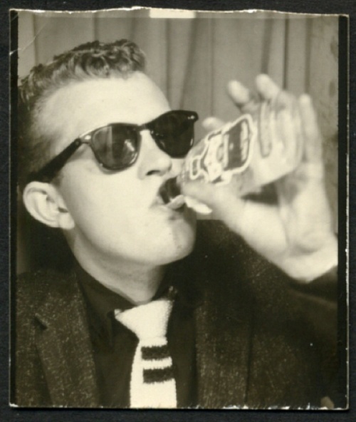 Пьянство в США () Пьянство в США