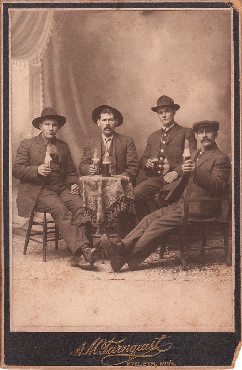 Пьянство в США () Пьянство в США