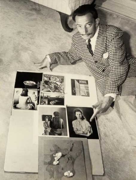 Русская муза Сальвадора Дали () Русская муза Сальвадора Дали