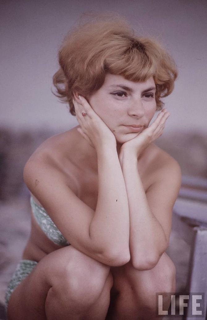 Советская молодежь 60-х на пляже: фотографии Билла Эпприджа () Советская молодежь 60-х на пляже: фотографии Билла Эпприджа