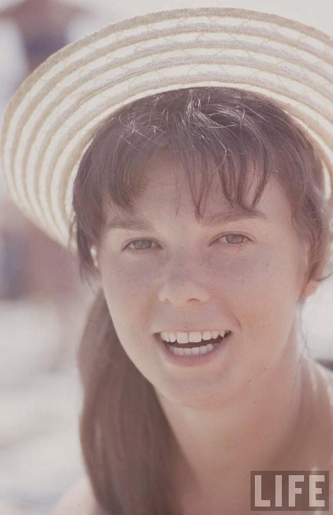 Советская молодежь 60-х на пляже: фотографии Билла Эпприджа